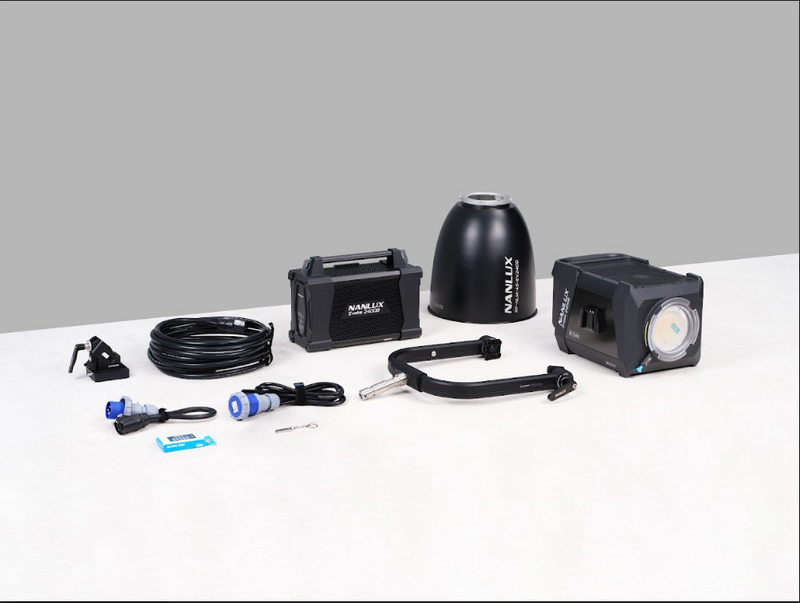 Nanlux Evoke 2400B Bi Colour Spotlight