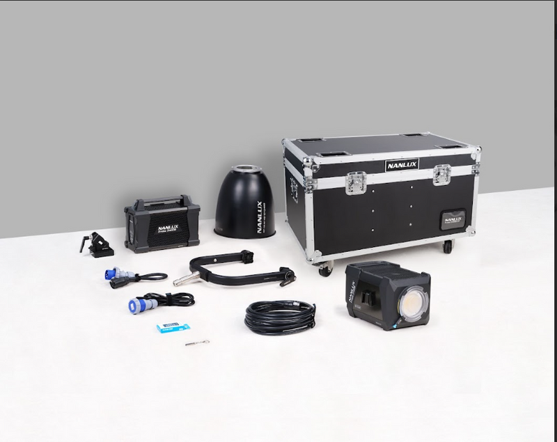 Nanlux Evoke 2400B Bi Colour Spotlight