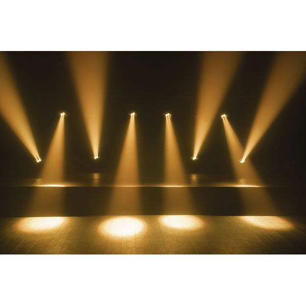 Infinity iW-720 RDM RGBW Wash, Electronic Zoom