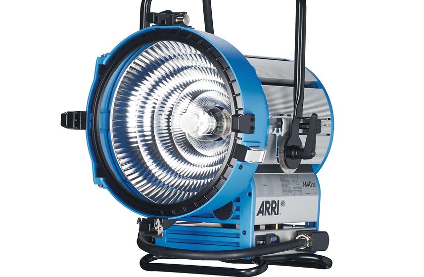 Arri M40 System Lamphead. includes Head; 4 leaf barndoors; Spill ring; Header cable 7m