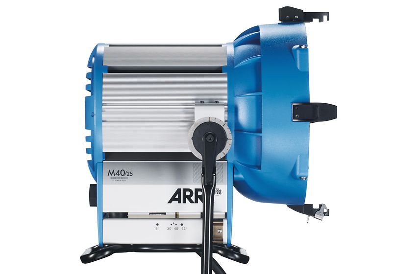 ARRI M40 System Lamphead. includes Head; 4 leaf barndoors; Spill ring; Header cable 7m