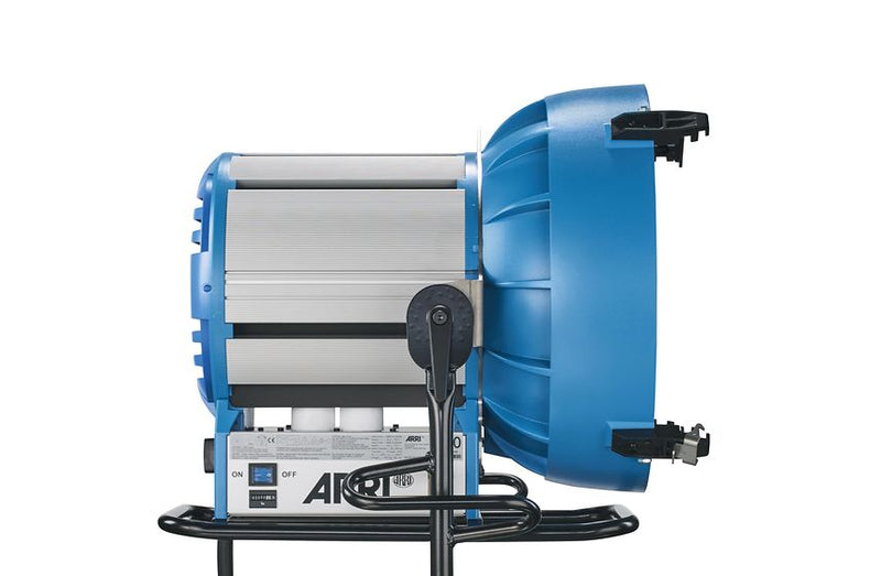 ARRI M90 D/light Open Face Blu/ Silver c/w 0.5m Cable