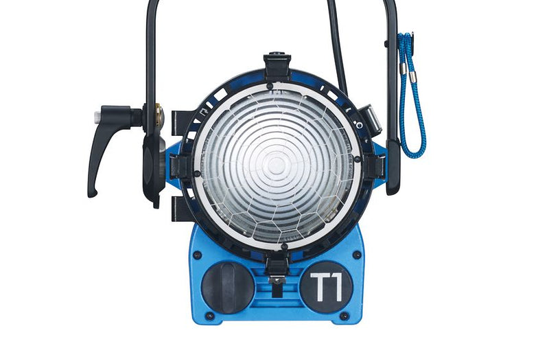 ARRI T1 Tungsten Fresnel Blu/Silver c/w 3m Cable, 4 Leaf Barndoor and filterframe